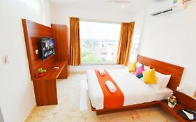 Keerthis Royal Suites Kempegowda International Airport